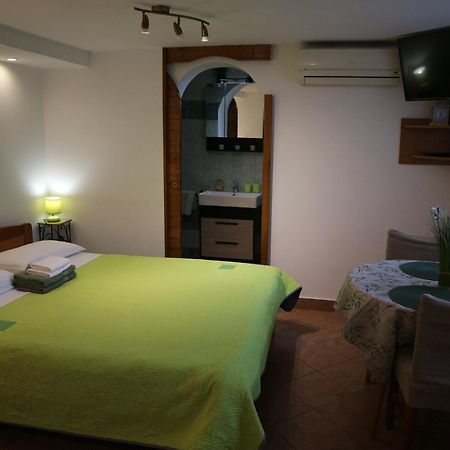Apartments Komel Opatija Exterior foto