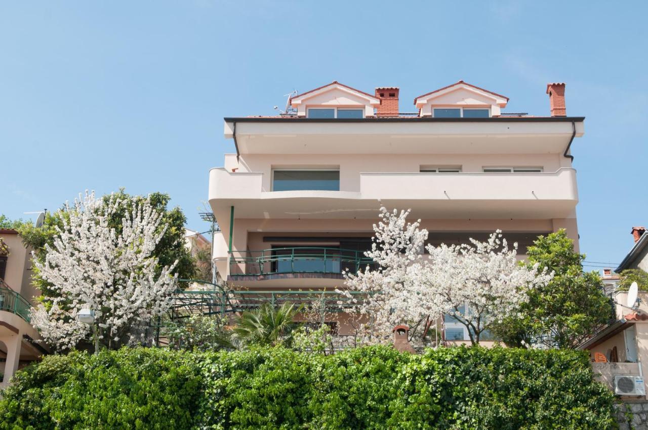 Apartments Komel Opatija Exterior foto